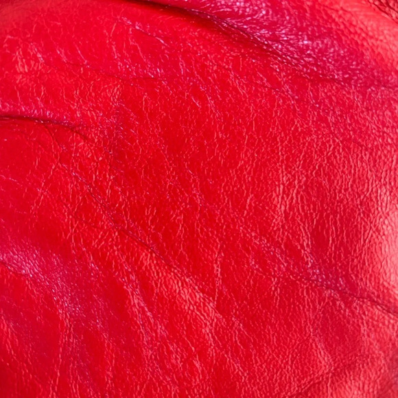 Vintage Red Italian Leather Cluth - Picture 3 of 7